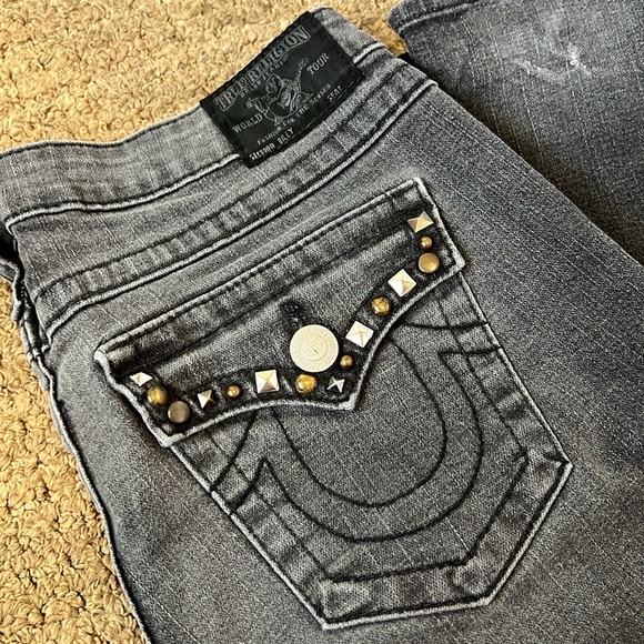 Grey washed True Religion boot cut jeans - Picture 2 of 6